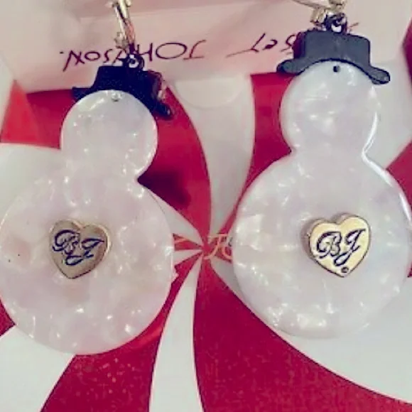 New BETSEY JOHNSON Snowman Drop Earrings - Picture 8 of 9